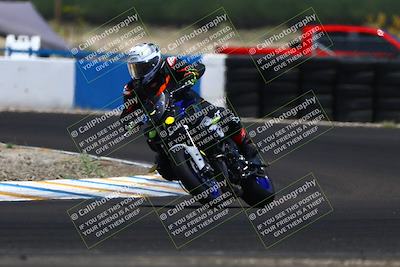 media/Jun-07-2025-TrackDaz (Sat) [[4413525952]]/B Group/1220pm (Turn 1)/